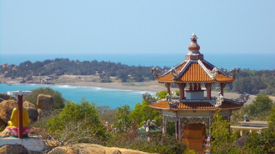 Exploring beauty of Tuy Phong
