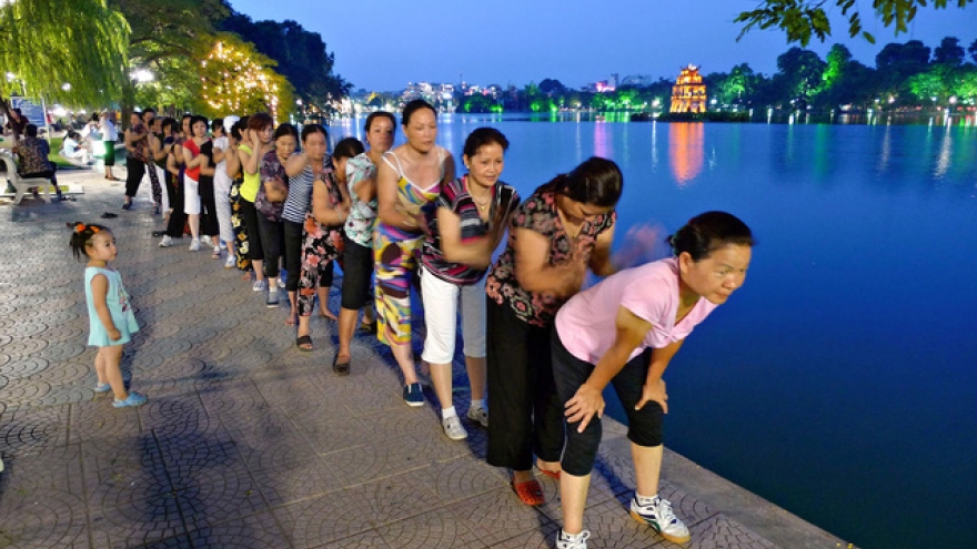 ​Path around Hoan Kiem Lake to be reinvented