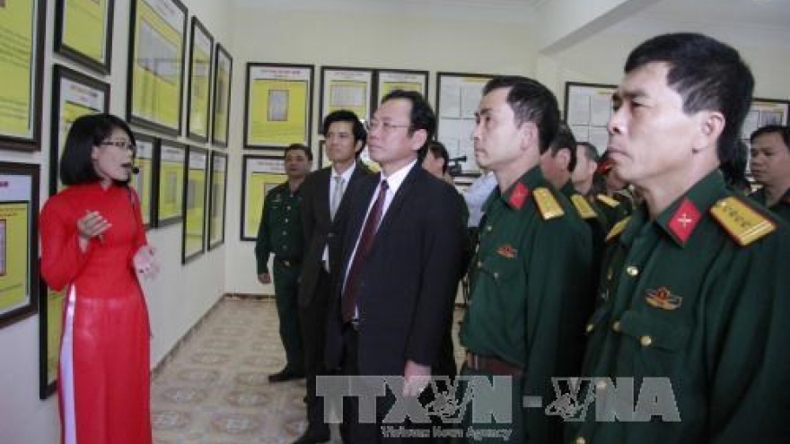 
        Truong Sa, Hoang Sa spotlighted in Lam Dong exhibition
                              