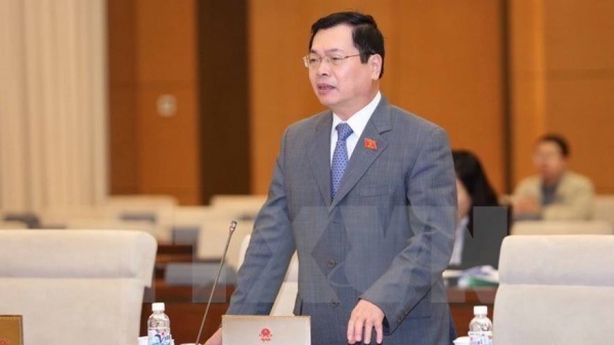 PM directs discipline against former industry-trade minister