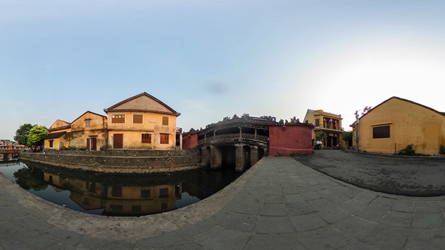 360-degree panorama over Hoi An ancient town