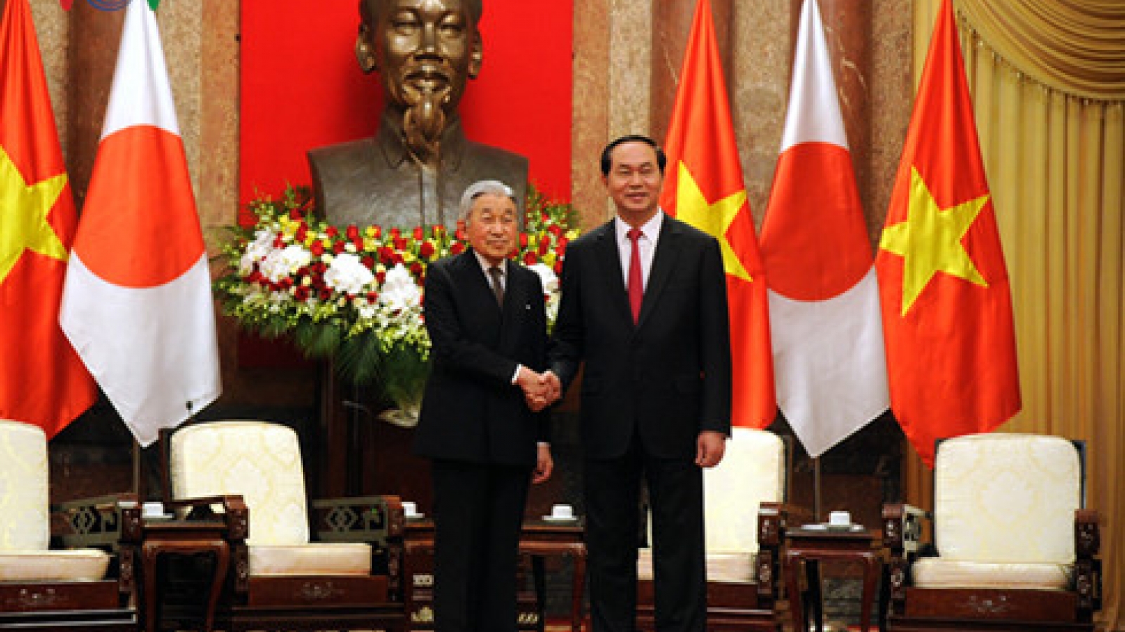 President Quang hosts Japanese Emperor and Empress