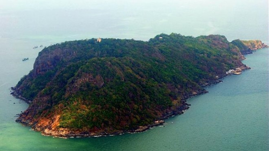Military officer works as teacher on island