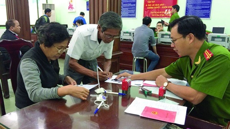 Household registration book to be scrapped