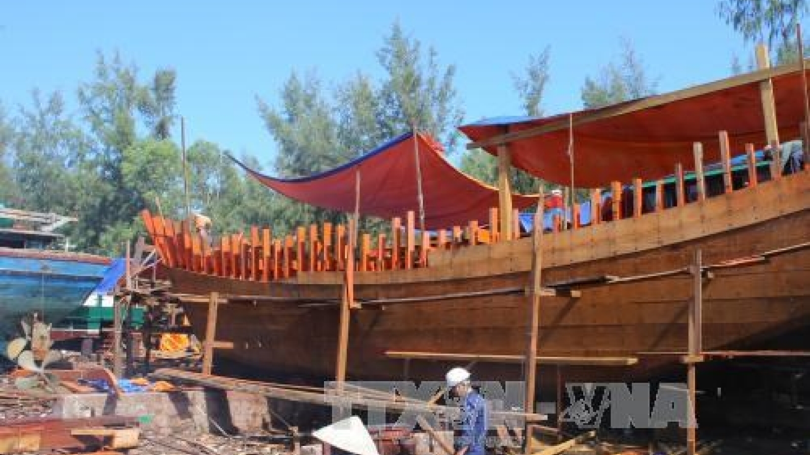 Thua Thien – Hue: fishermen effectively use compensation