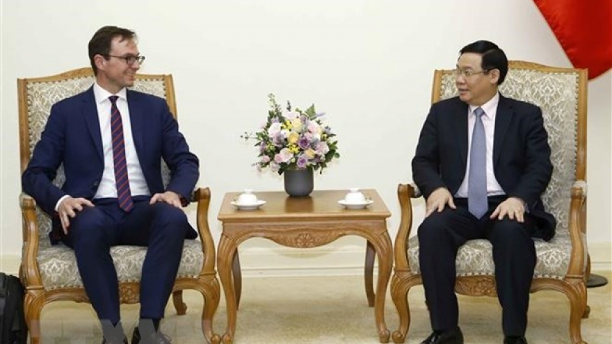 Vietnam greatly values cooperation with OECD