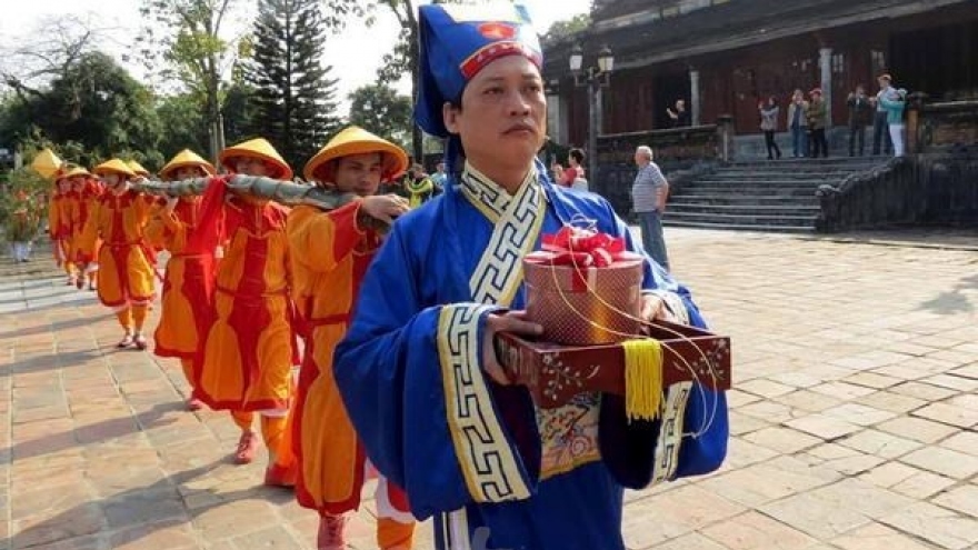 Neu pole erected at Hue Imperial Citadel to mark beginning of Tet