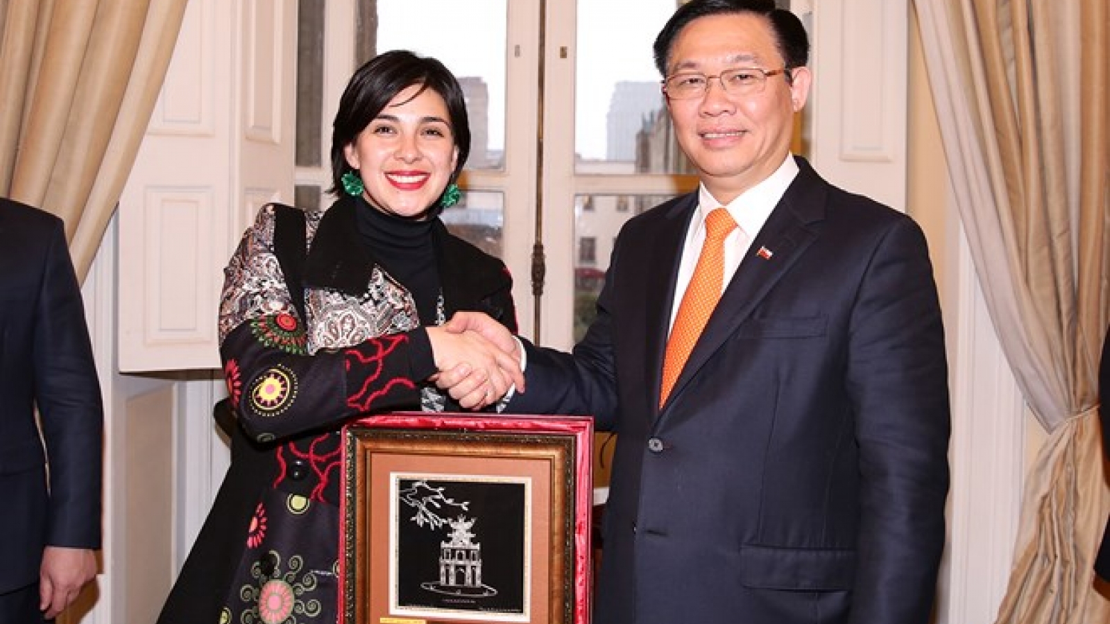 Vietnam, Chile legislative bodies expected to further boost ties