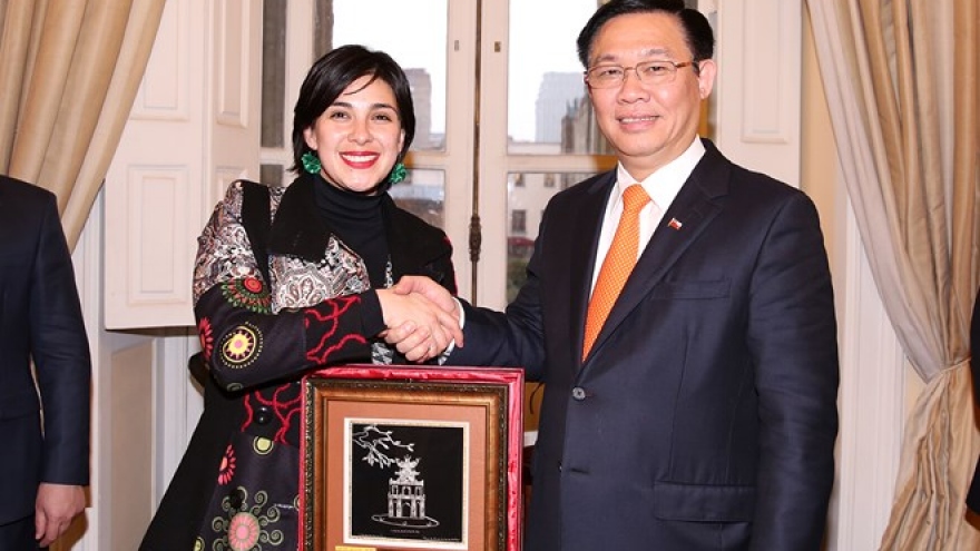 Vietnam, Chile legislative bodies expected to further boost ties