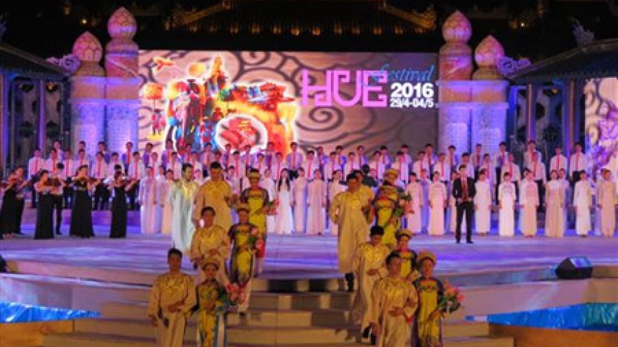 New features at 2016 Hue Festival