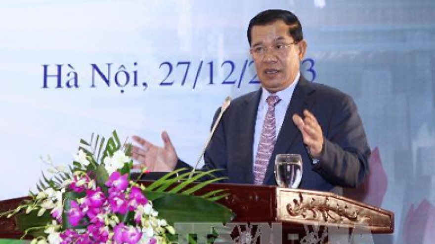 PM Hun Sen welcomes Vietnamese investors