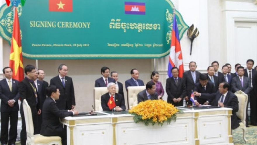 Party chief’s visit charts new course for VN-Cambodia ties