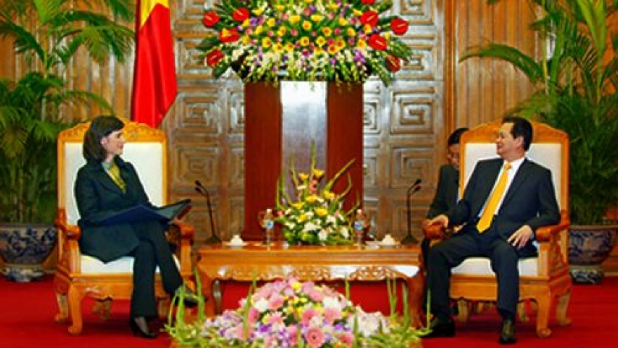 PM Dung receives Hungarian diplomat 