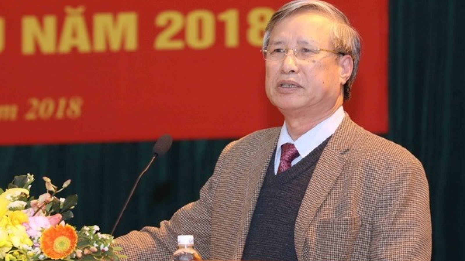 Dinh The Huynh leaves Party posts for illness treatment