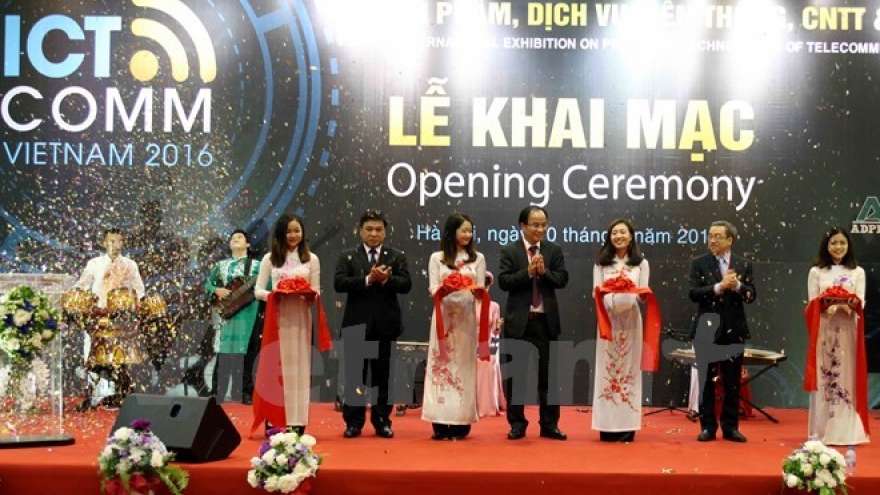 Vietnam ICT COMM 2016 opens in Hanoi