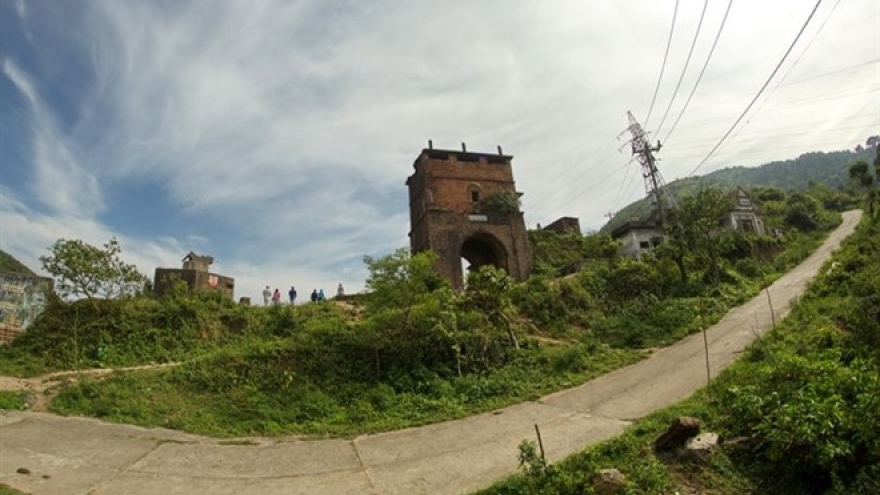 Real works to preserve Hai Van Quan relic site