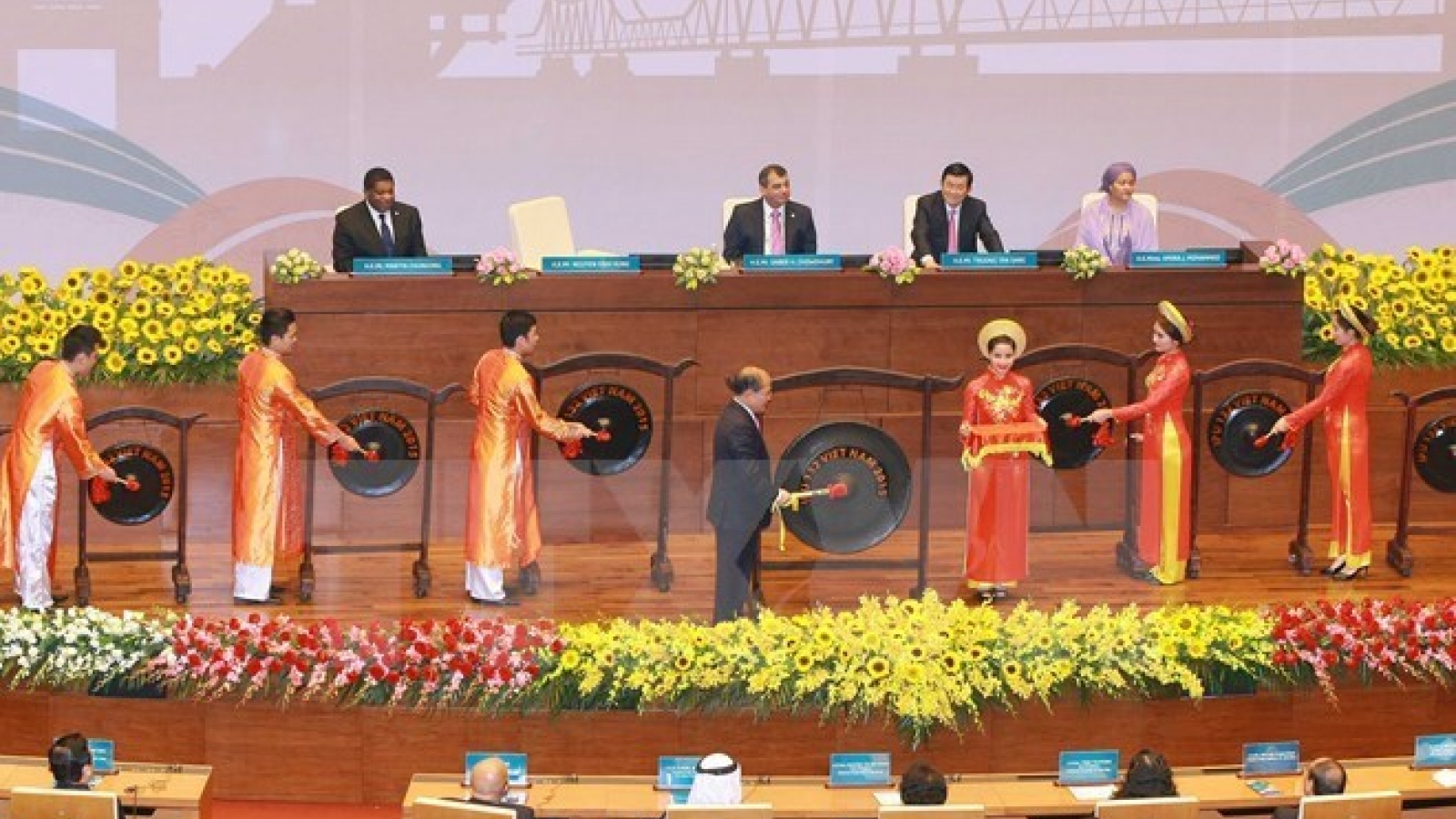 Parliamentary diplomacy helps implement Party, State foreign policy