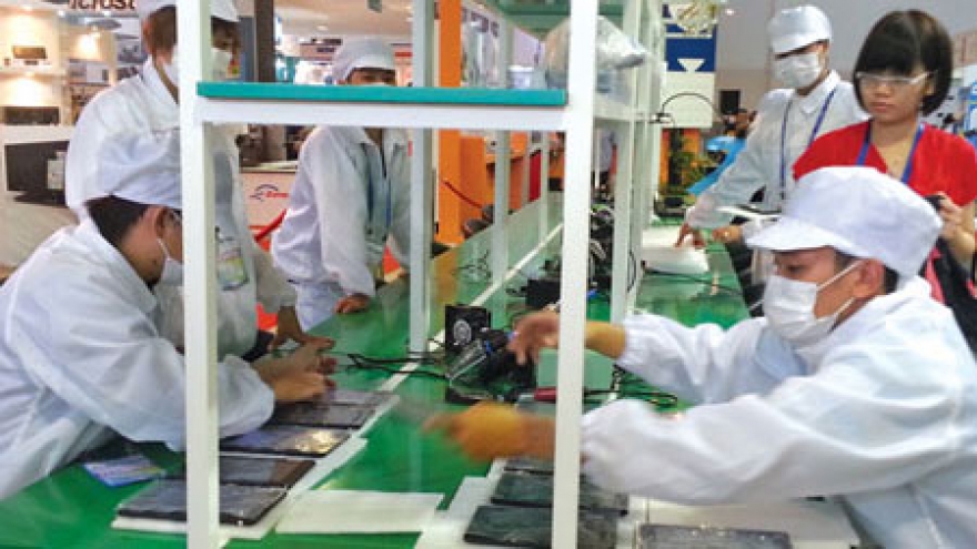Promoting Vietnam-Singapore business links