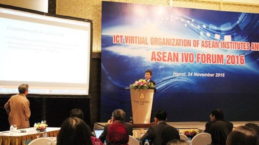 Hanoi forum seeks to foster IT links in ASEAN