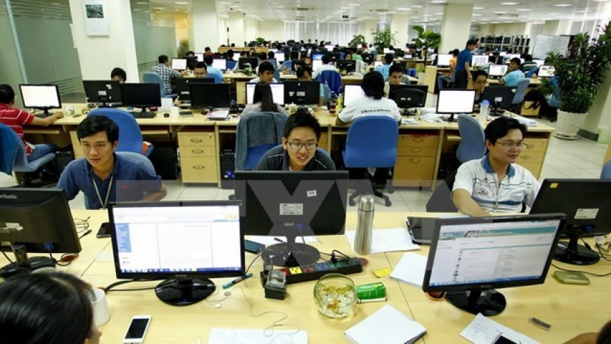 Concentrated IT parks underperform, need more investment promotion