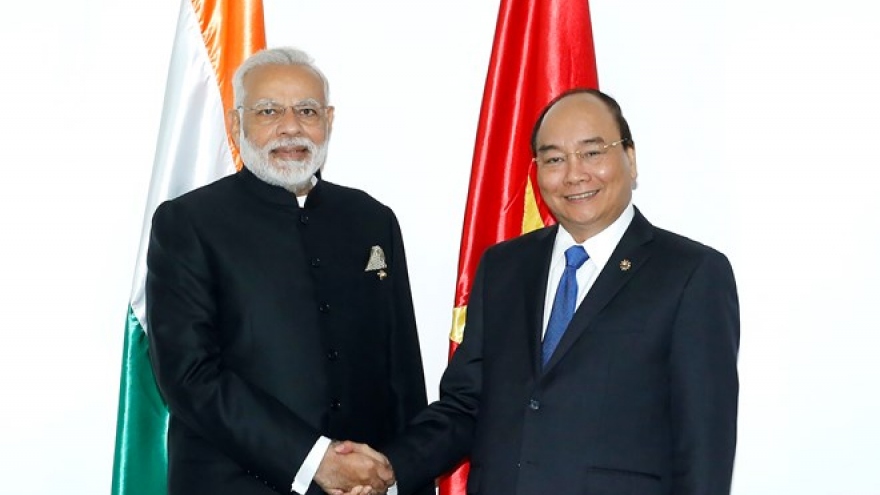 31st ASEAN Summit: PM Nguyen Xuan Phuc meets Indian PM