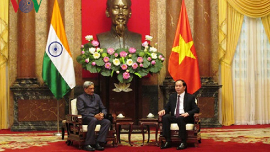 President greets French, Indian defence ministers