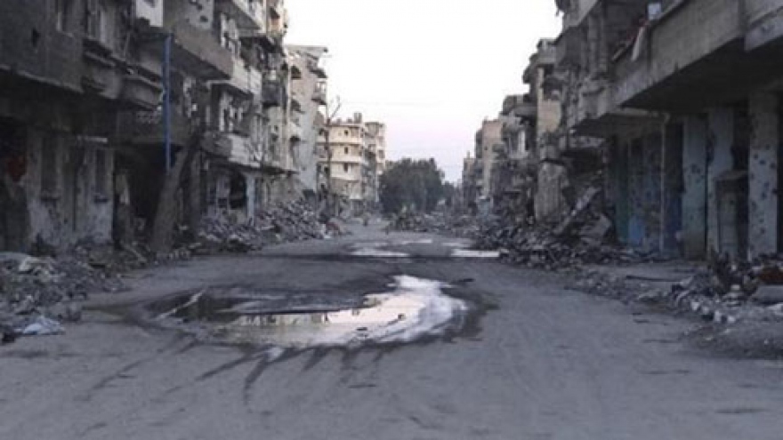 Islamic State kills dozens in Syria's Deir al-Zor city
