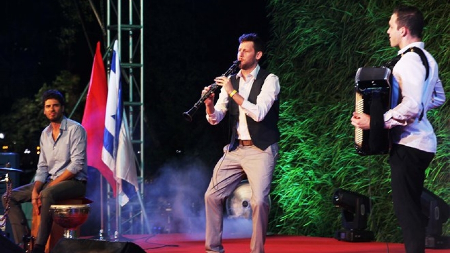 Exhibition marks 25 years of Vietnam-Israel diplomatic ties