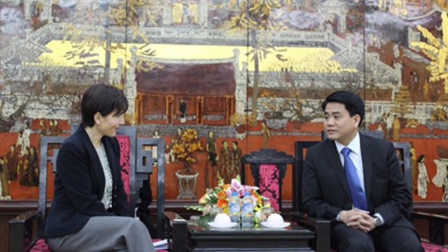 
        Hanoi appeals for Italian investment in infrastructure projects
                              