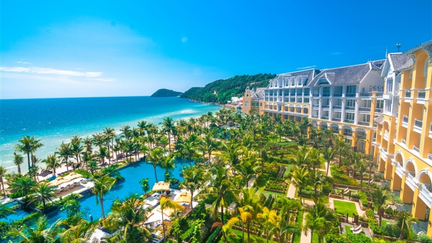 
        JW Marriott Phu Quoc Emerald Bay named World's Best New Resort
                              