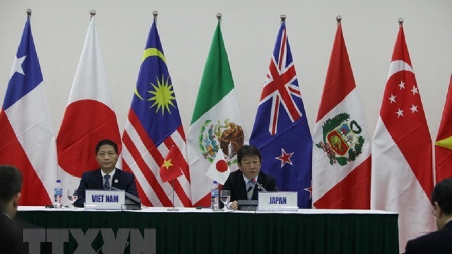 Vietnamese trade minister meets with Japanese, Chilean officials
