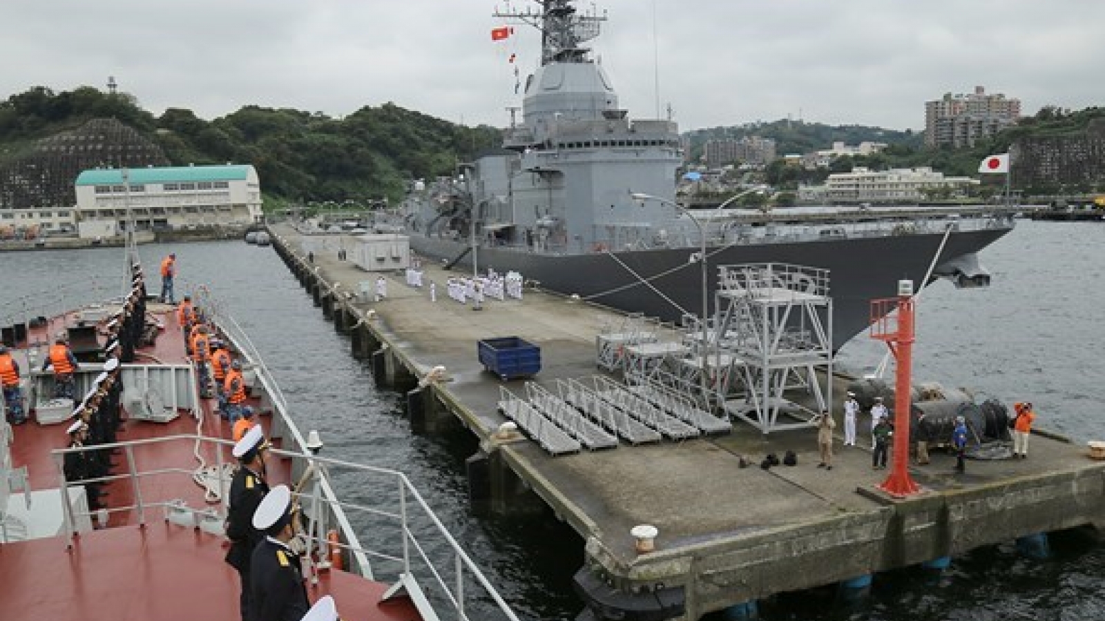Ship 015-Tran Hung Dao of Vietnam Navy visits Japan