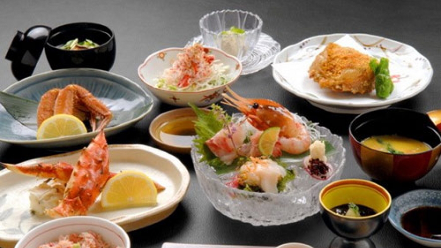 "Boatman Sushi" restaurants to make waves in HCMC 
