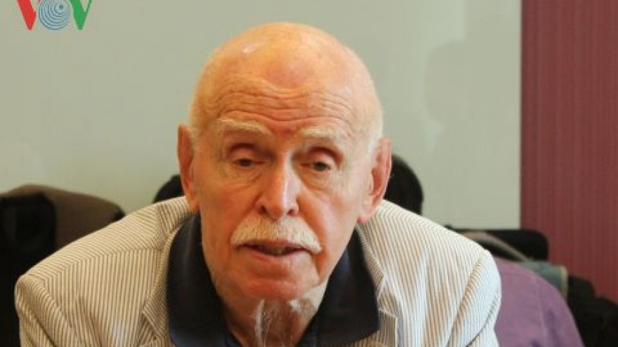China makes things difficult for itself: US Professor