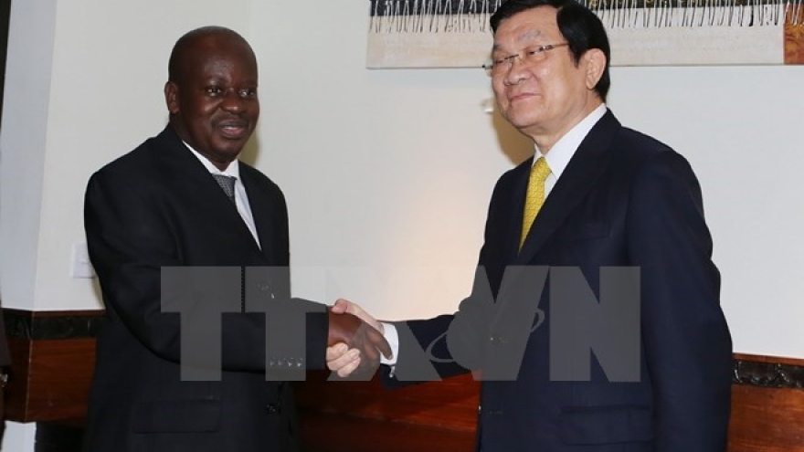 
        Tanzania, Vietnam target stronger legislative ties
                              