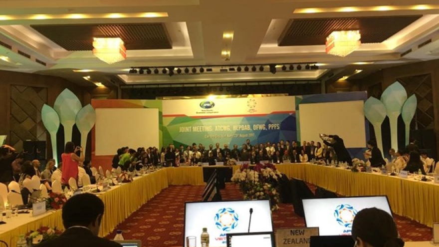 
        APEC groups strengthen coordination in ensuring food security
                              