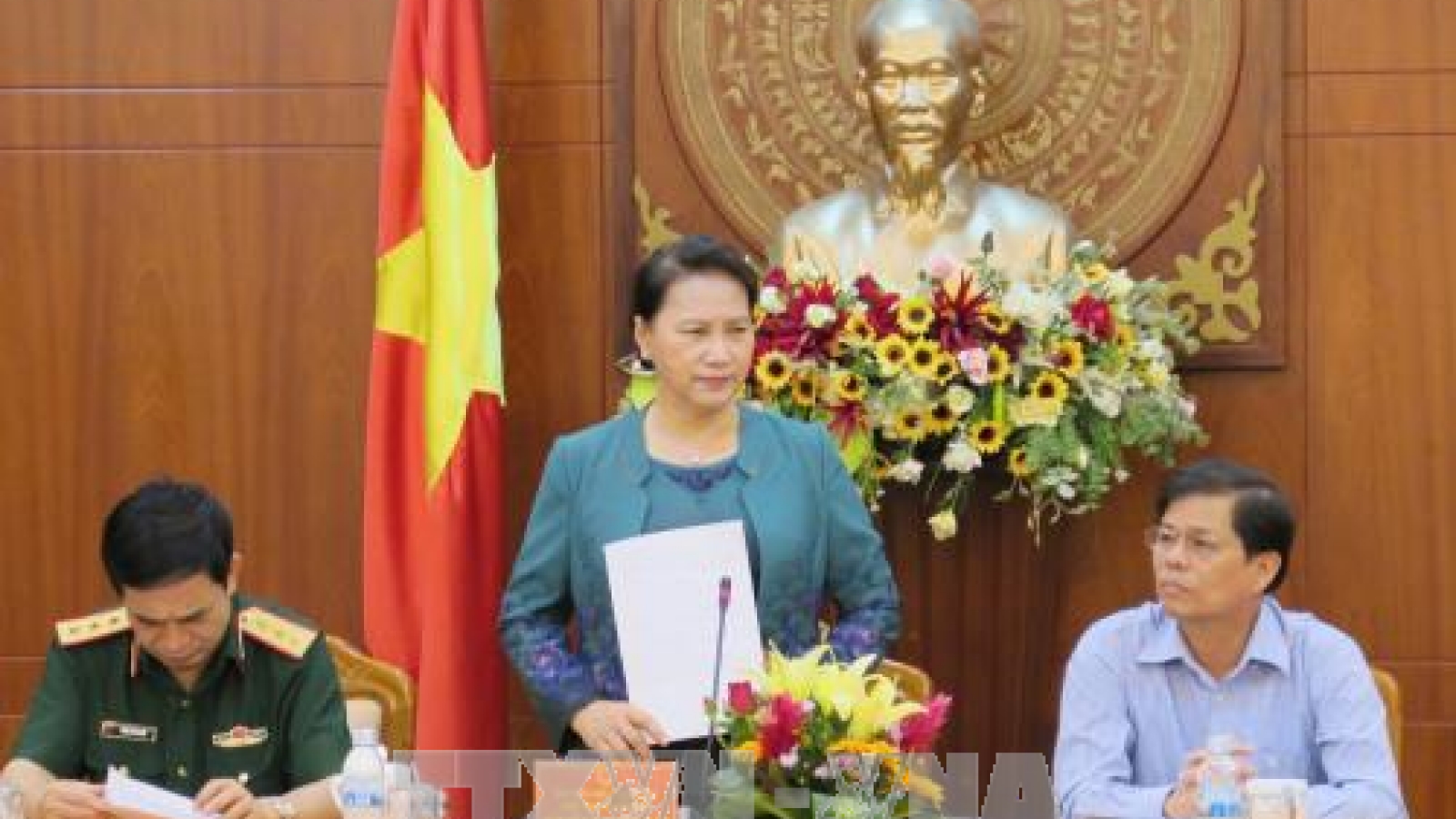 Top legislator examines Khanh Hoa’s socio-economic performance