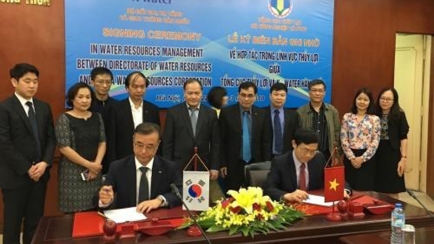 Vietnam, RoK firm sign irrigation cooperation deal
