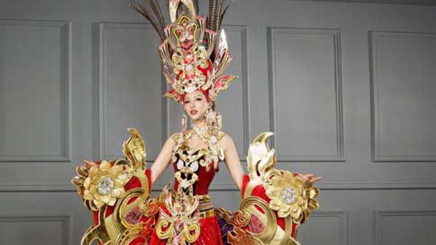 National costume Kha Trang wears at Miss Supranational