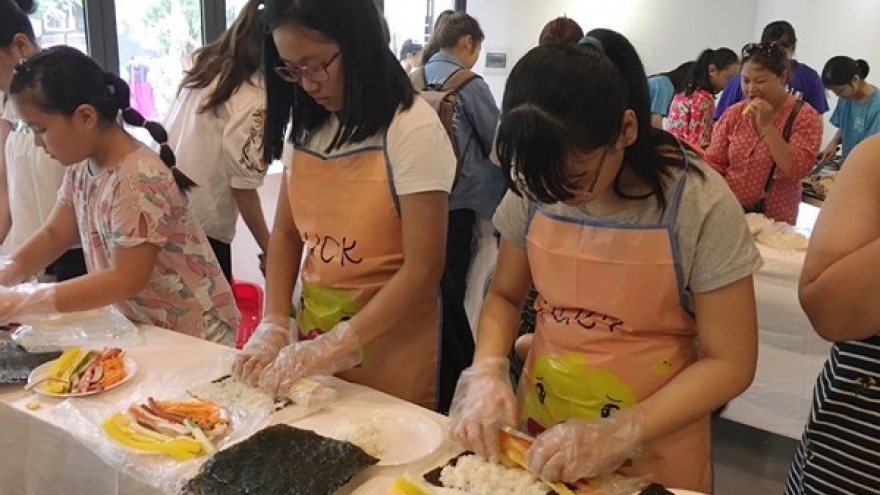 K-pop academy brings Korean culture to Vietnamese kids