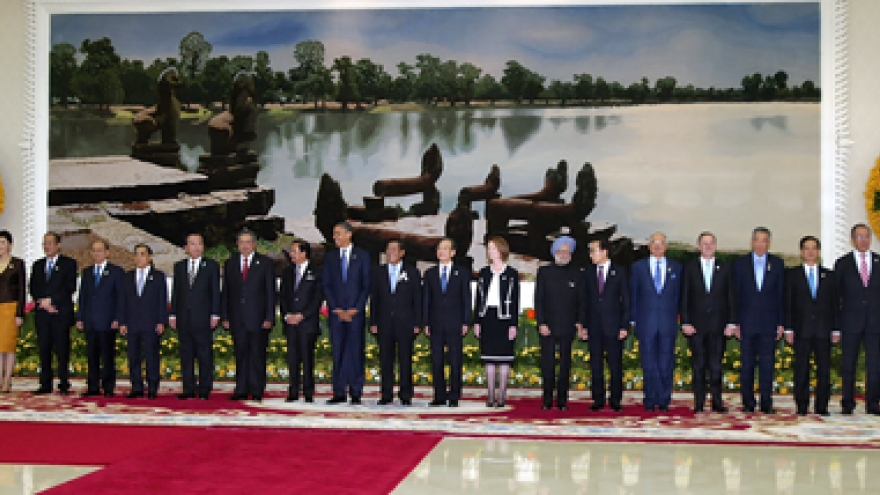 21st ASEAN Summit wrapped up in Phnom Penh