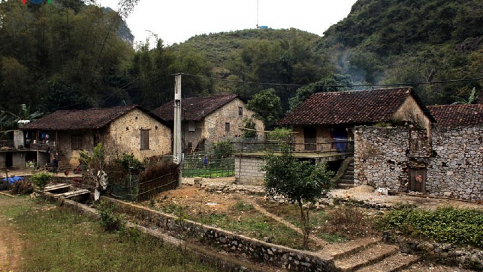 Discover Khuoi Ky rock village in Cao Bang