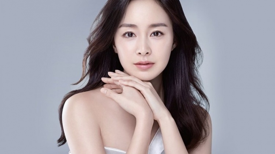 Kim Tae Hee to arrive in Hanoi
