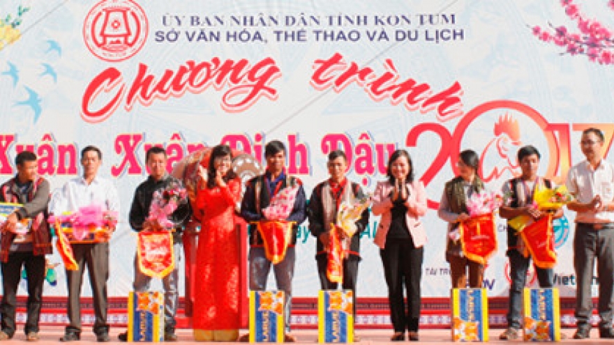 Kon Tum hosts Spring Festival 2017 