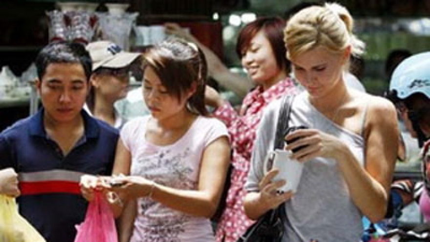 Hanoi develops craft villages to serve tourism 