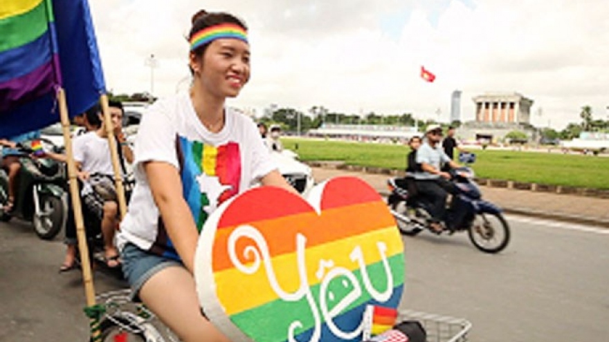 
        Vietnam’s LGBT community inspires video contest
                              