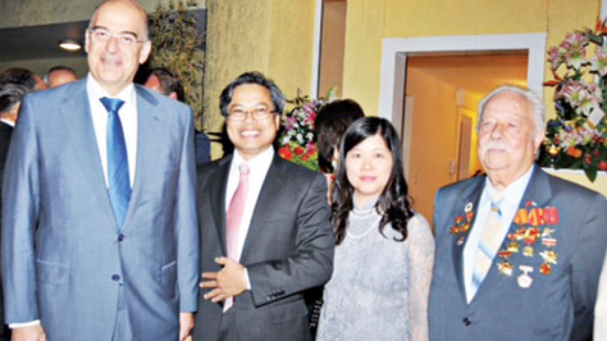 Greek stars in Vietnam freedom film