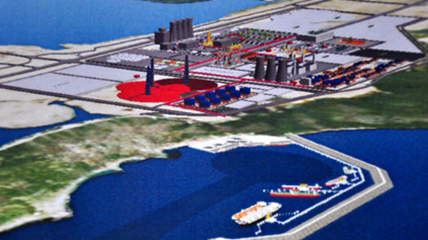Petrochemical and oil refinery project to start in Binh Dinh