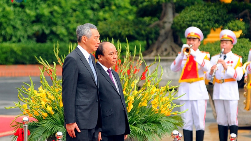 In photos: welcome ceremony for Singapore PM