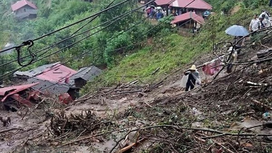 Landslides leave 6 dead, 4 missing in Lai Chau province